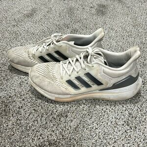 Adidas Bounce Athletic Shoes